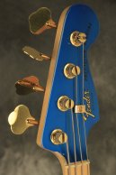 1982 Fender Precision Bass Special rare LAKE PLACID BLUE w/GOLD hardware!!!
