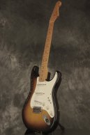 1957 Fender Stratocaster Sunburst w/orig. tweed case