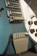 2001 Rickenbacker 1996 Turquoise 