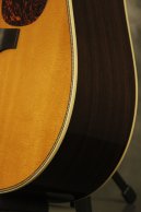 2000 Martin GRAND OLE OPRY 75th Anniversary Commemorative