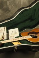 2000 Martin GRAND OLE OPRY 75th Anniversary Commemorative